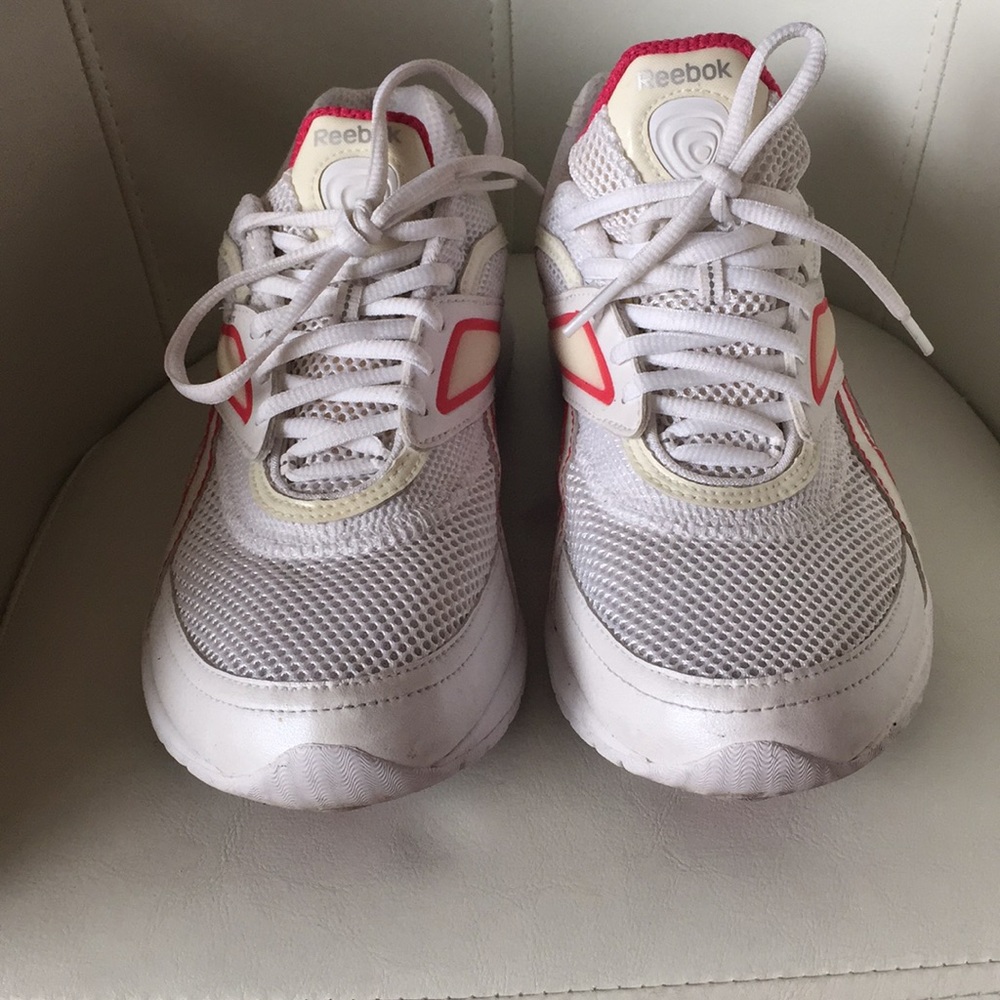 Reebok Sneakers